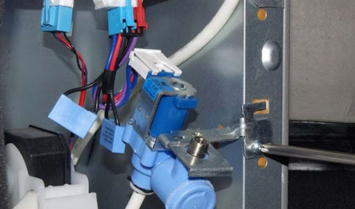 خرابی ابسردکن به علت وجود مشکل در شیر ورودی آب